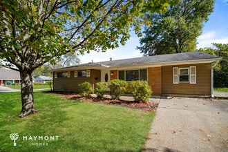1408 Lillian Ln in Columbus, OH - Building Photo - Building Photo