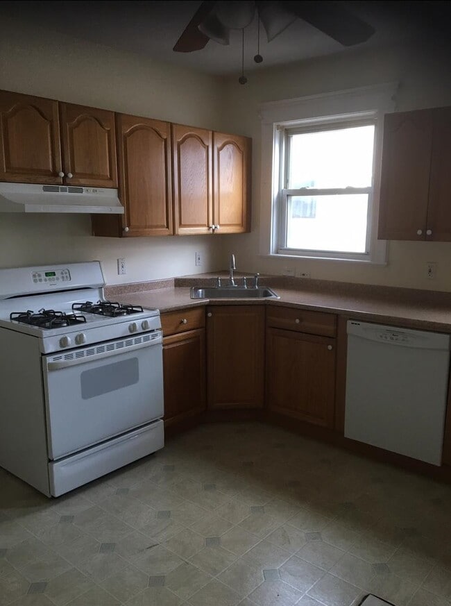 17 Belmont St, Unit 3