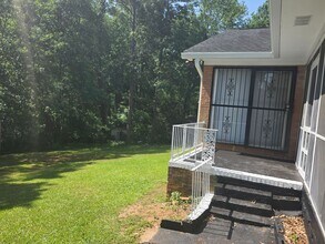 235 W Castle Dr in Greenville, SC - Building Photo - Building Photo