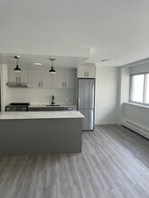 Wentworth Plaza in Ottawa, ON - Building Photo - Building Photo