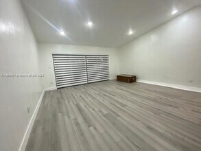 11865 SW 123rd Pl in Miami, FL - Building Photo - Building Photo