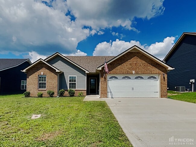 1489 Coronado Dr in Clarksville, TN - Building Photo - Building Photo