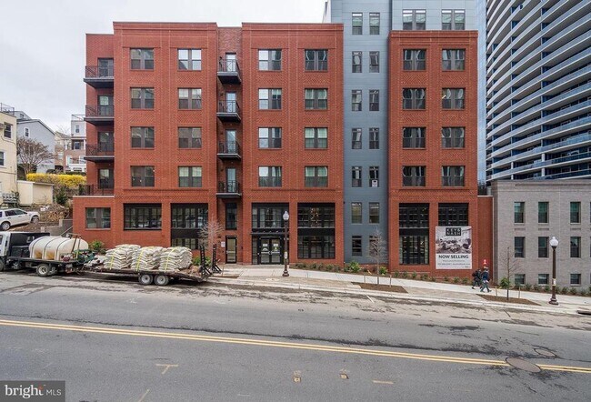 1411 Key Blvd in Arlington, VA - Building Photo - Building Photo