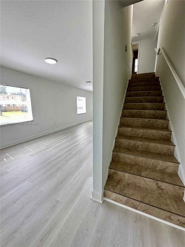 434 NW 85th Street Rd in Miami, FL - Building Photo - Building Photo