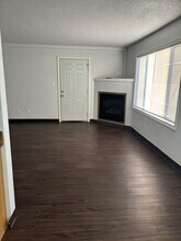 1611 Center Point Rd NE-Unit -1611-07 in Cedar Rapids, IA - Building Photo - Building Photo