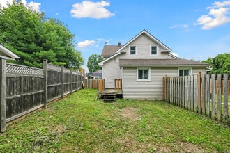 84 McLachlin St S in Arnprior, ON - Building Photo - Building Photo