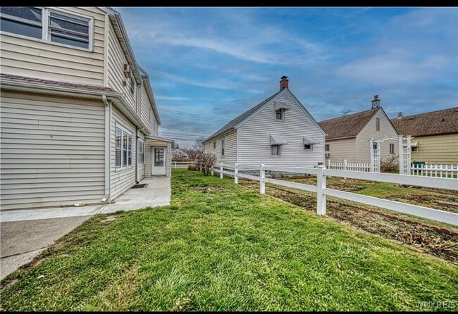 368 Weimar St in Buffalo, NY - Building Photo - Building Photo