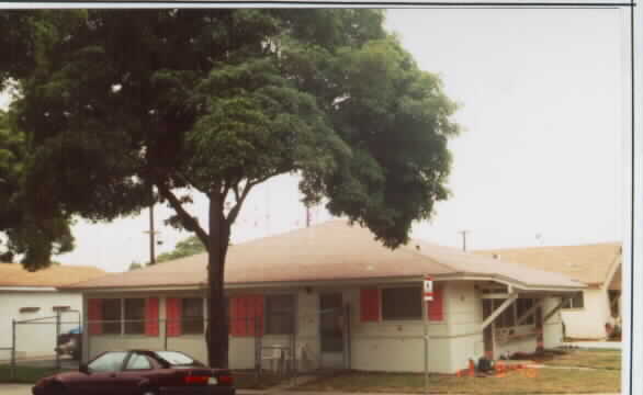 6080-6088 Woodland Ave in Ventura, CA - Foto de edificio - Building Photo