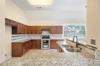 18423 Cobblestone Dr in Cypress, TX - Building Photo - Building Photo