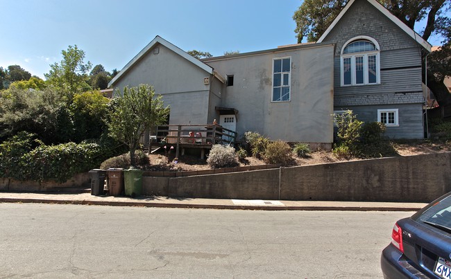 1405 San Anselmo Ave in San Anselmo, CA - Building Photo - Building Photo