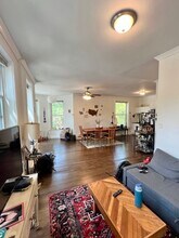 2905 N Mildred Ave, Unit 3 in Chicago, IL - Building Photo - Building Photo
