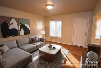 1376 W 6th Ave in Eugene, OR - Building Photo - Building Photo