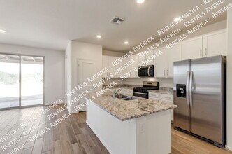 5468 W Monterey Dr in Oro Valley, AZ - Building Photo - Building Photo