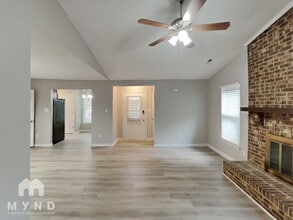 4920 Harri Ann Dr in Charlotte, NC - Building Photo - Building Photo