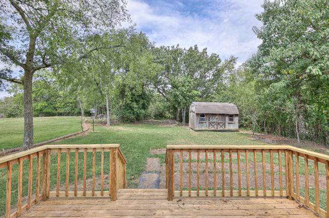 1260 S Maple St in Lebanon, TN - Building Photo - Building Photo