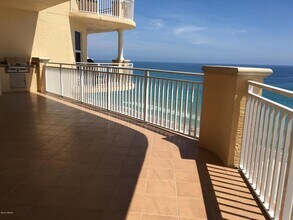 2515 S Atlantic Ave in Daytona Beach, FL - Building Photo - Building Photo