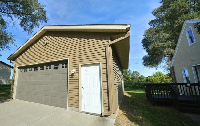 9670 265th St in Elko New Market, MN - Building Photo - Building Photo