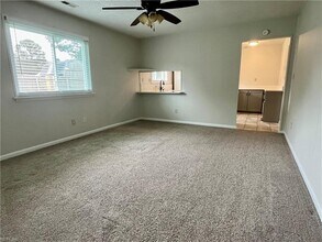 3905 Brentwood Crescent in Virginia Beach, VA - Foto de edificio - Building Photo