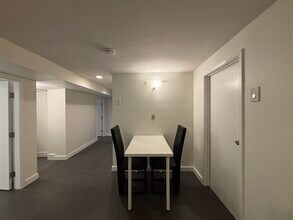 6819 Linden Av in Burnaby, BC - Building Photo - Building Photo