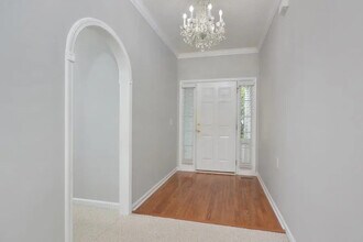 Room in House on Latta Cir in Durham, NC - Foto de edificio - Building Photo