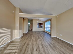 10644 Shadywood Dr in Fort Worth, TX - Building Photo - Building Photo