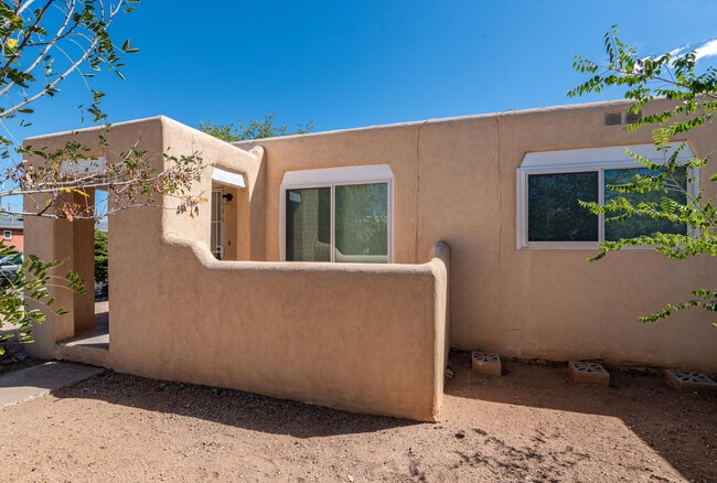 3434 Smith Ave SE in Albuquerque, NM - Building Photo - Building Photo