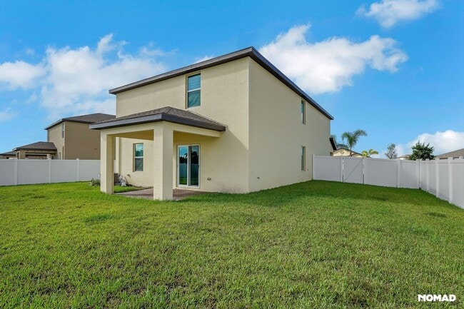 996 Bent Creek Dr in Fort Pierce, FL - Building Photo - Building Photo