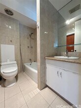 1543 Makiki St in Honolulu, HI - Building Photo - Building Photo