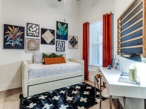 Palladium Lewisville in Lewisville, TX - Building Photo - Building Photo