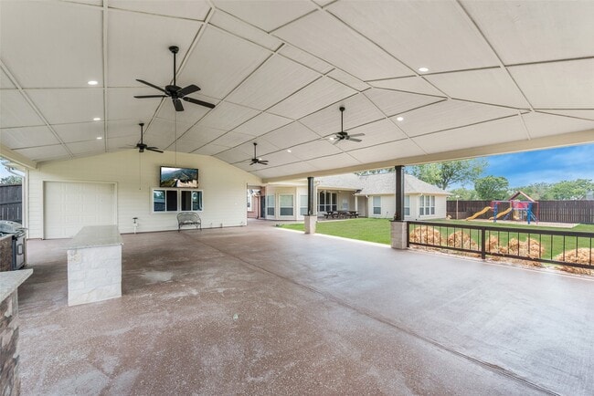 30062 N Fulshear Dr in Fulshear, TX - Building Photo - Building Photo