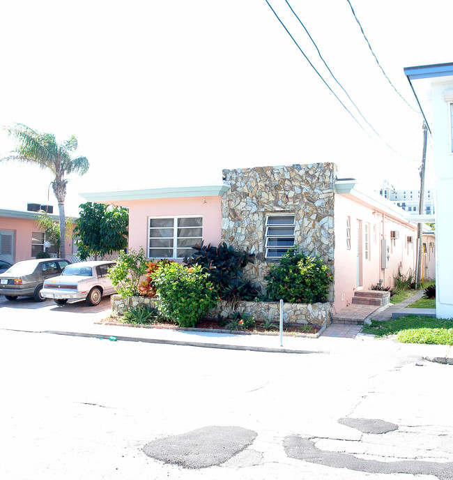 334 Grant St in Hollywood, FL - Building Photo - Building Photo