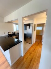 7106 California Ave SW in Seattle, WA - Building Photo - Building Photo