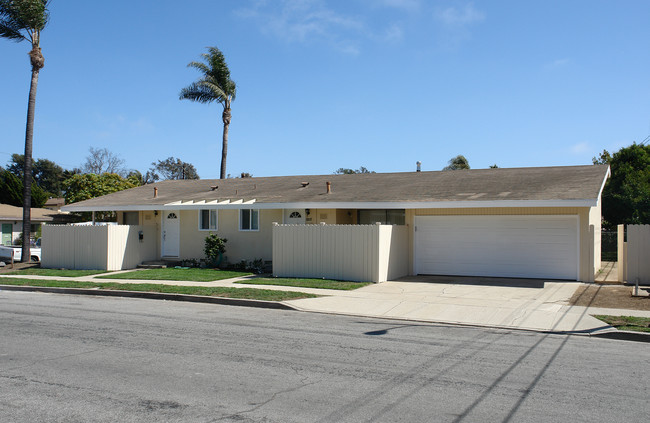 3312 Armada Dr in Ventura, CA - Building Photo - Building Photo