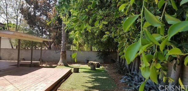 6205 Canby Ave in Los Angeles, CA - Building Photo - Building Photo