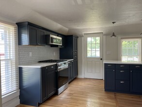 39 Summer St in Kingston, MA - Building Photo - Building Photo