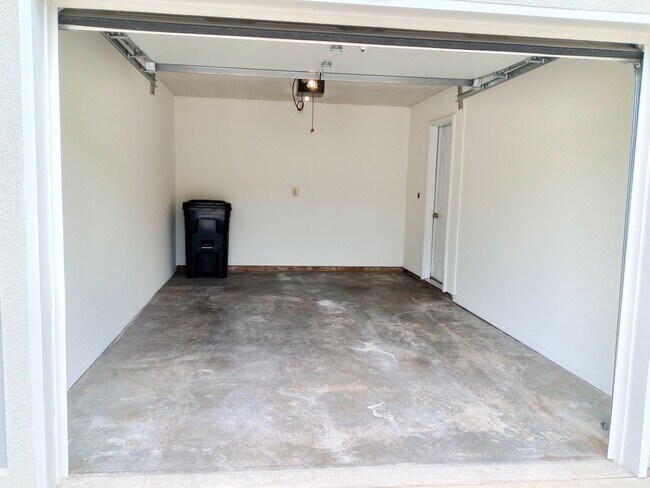 2405-2407-2407 Calder Ct in Columbia, MO - Building Photo - Building Photo