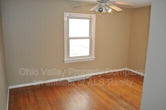3812 Napanee Rd in Louisville, KY - Building Photo - Building Photo