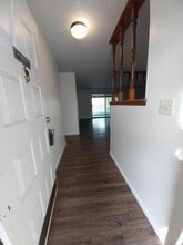 716 NE 12th St in Grants Pass, OR - Building Photo - Building Photo