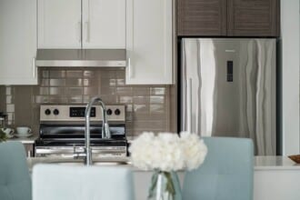 Kanata Lakes in Kanata, ON - Building Photo - Building Photo