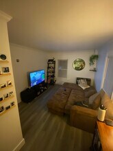 6 McCabe St in Manchester, CT - Building Photo - Building Photo