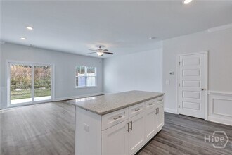 533 Gov Treutlen Cir in Pooler, GA - Building Photo - Building Photo