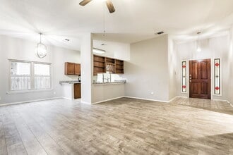 13031 Feather Ridge Dr in San Antonio, TX - Building Photo - Building Photo