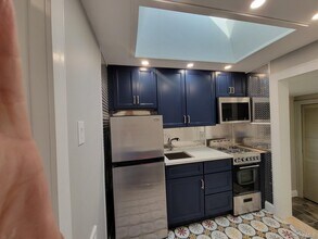 10 Hiddink St in Sayville, NY - Building Photo - Building Photo