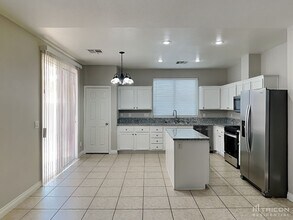 8816 Happy Pines Ave in Las Vegas, NV - Building Photo - Building Photo