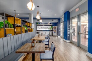 The District on 5th in Tucson, AZ - Building Photo