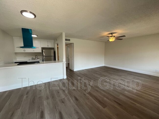 3535 W Campus Ave. in Visalia, CA - Building Photo - Building Photo