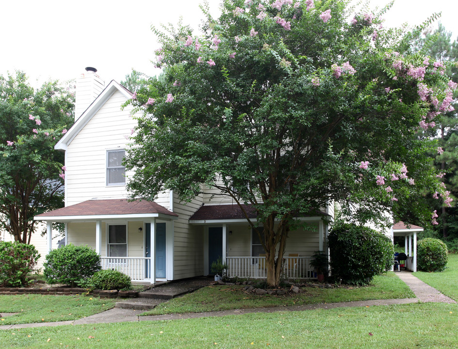 4500 Brockton Dr in Raleigh, NC - Building Photo