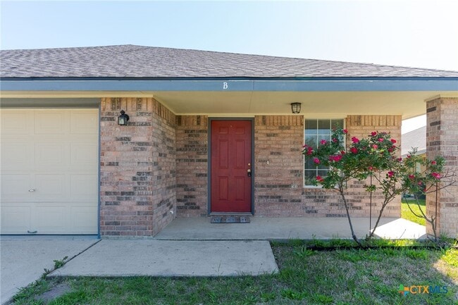 property at 2706 Lucille Dr