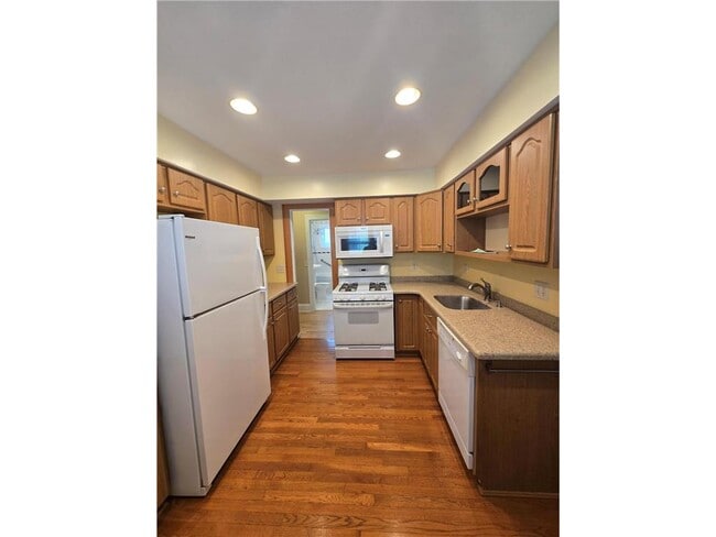 5317 Abbott Ave S in Minneapolis, MN - Building Photo - Building Photo