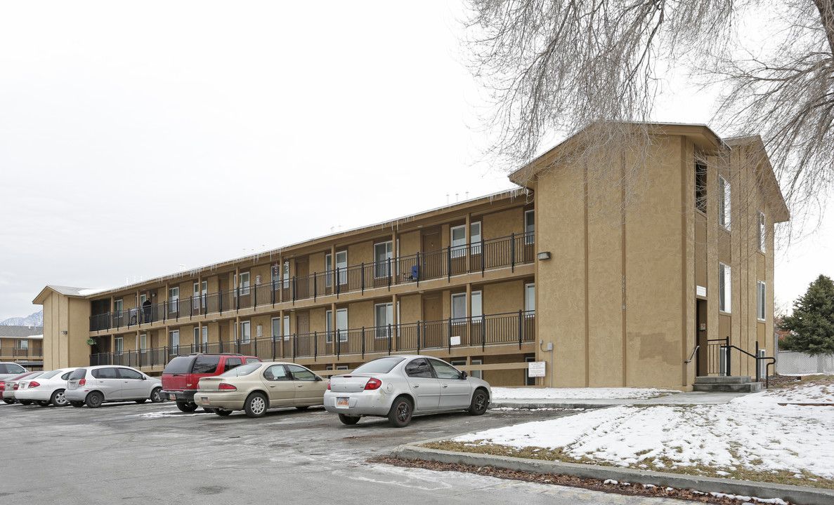 Mountain View Landing Apartments in Midvale, UT - Building Photo